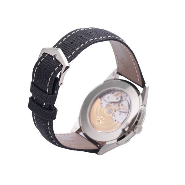 Patek Philippe Calatrava 5226G-001